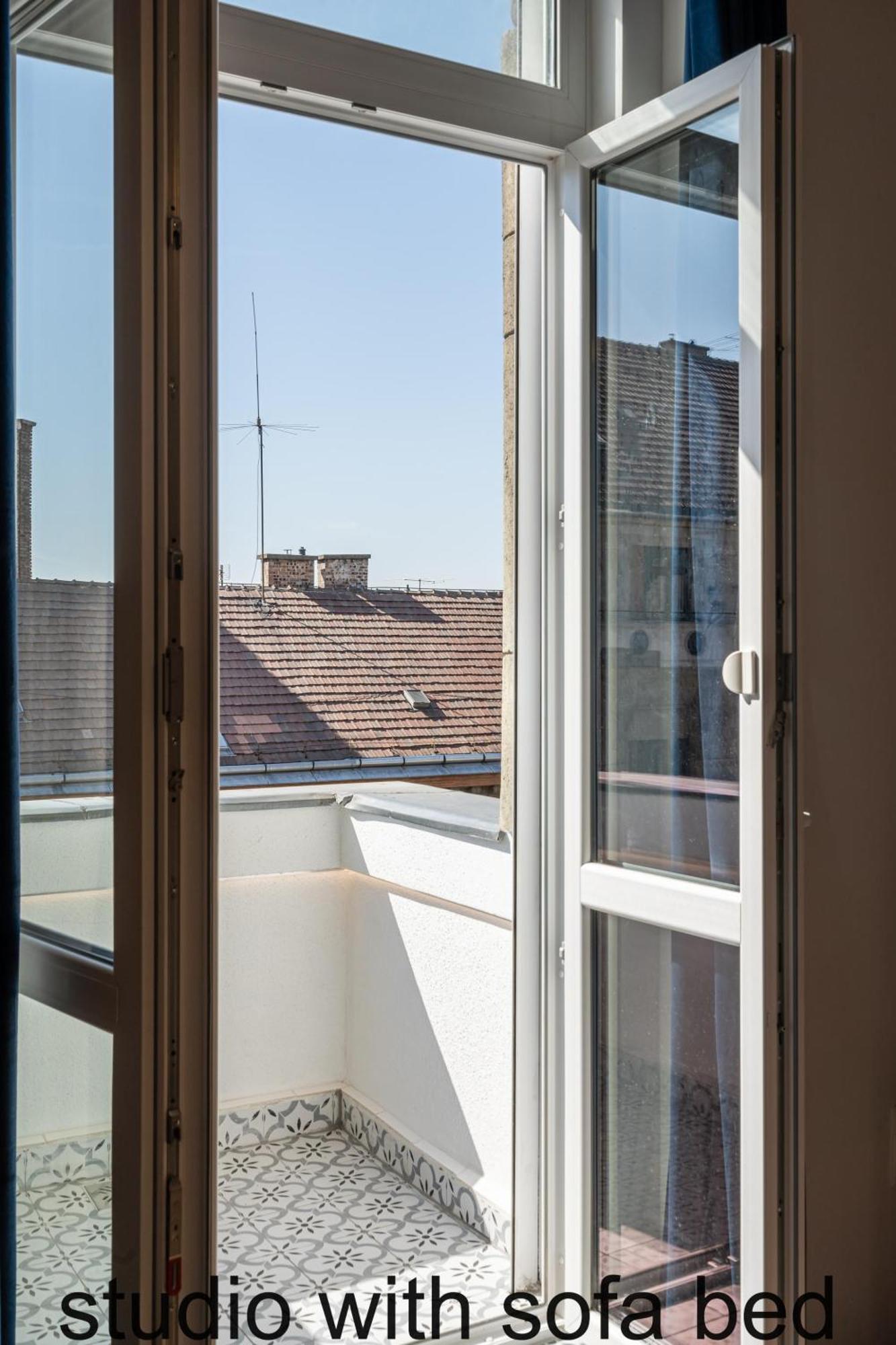 Cityzen Studios Budapest Room photo